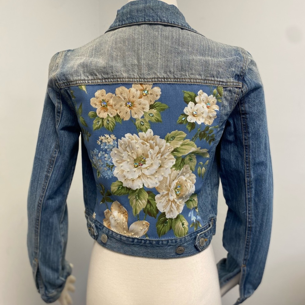 Handmade Denim Jean Jacket Size S Floral Embellished  Back Crystals Seed Beads